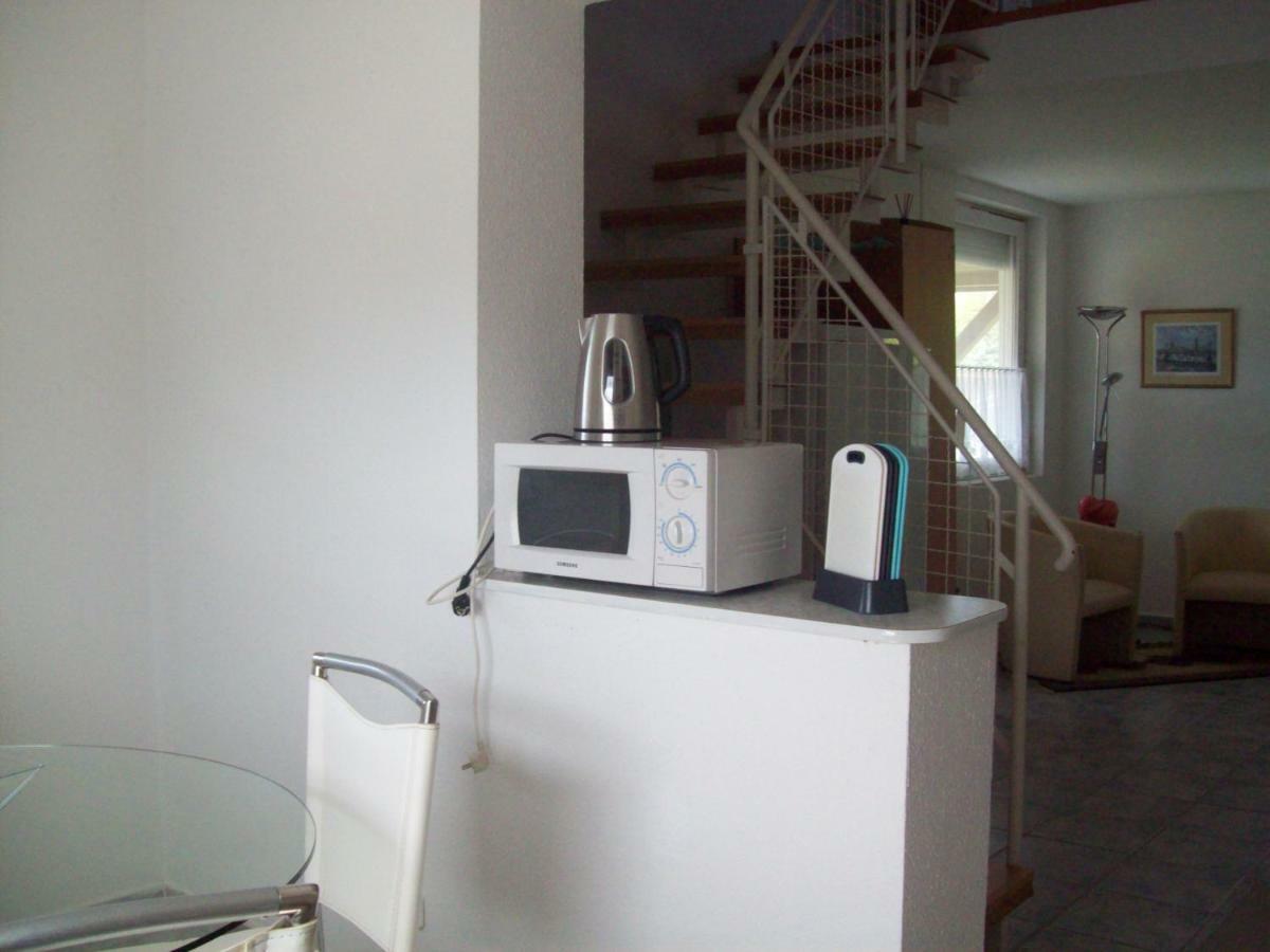 Ferienhaus Am Plattensee Balatonmáriafürdő Екстериор снимка