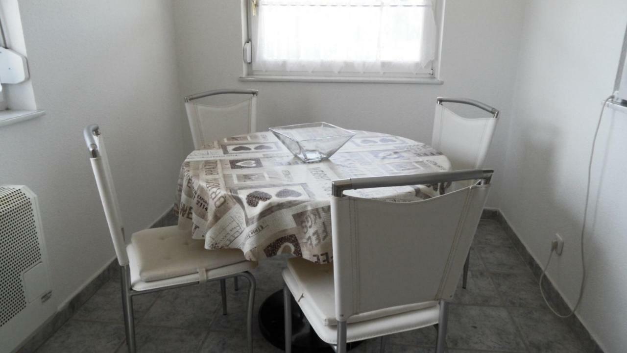 Ferienhaus Am Plattensee Balatonmáriafürdő Екстериор снимка